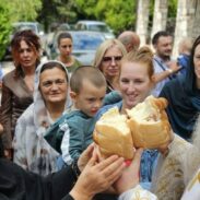 Mitropolit Joanikije u manastiru Duga