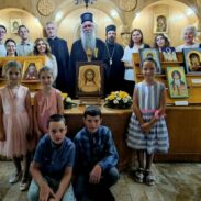 Протојереј Душан Биговић на отворању изложбе икона на Цетињу