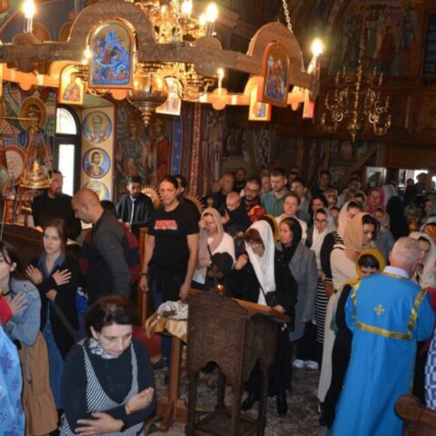 Недјеља по Воздвижењу у Манастиру Острог