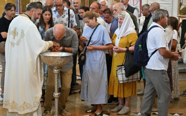 Отац Никола Пејовић: „Свети Јован Крститељ и данас заједно са нама води наше битке и увијек је спреман да одговори на све наше молбе” Отац Никола Пејовић