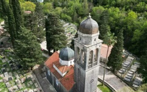 Саборни храм у Бијелој