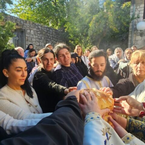 Manastir Pokrova Presvete Bogorodice u Gornjim Brčelima proslavio slavu