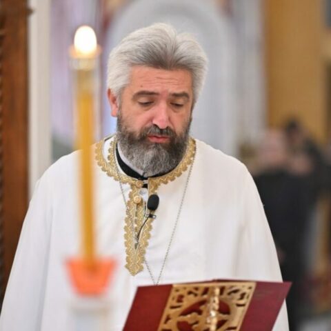 Отац Слободан Зековић