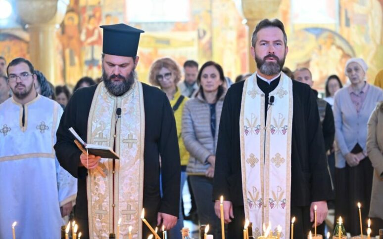 Митровданске задушнице у барском Саборном храму Митровданске задушнице у барском Саборном храму