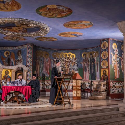 Представљена књига ,,Драги мој мучениче” у крипти подгоричког Саборног храма