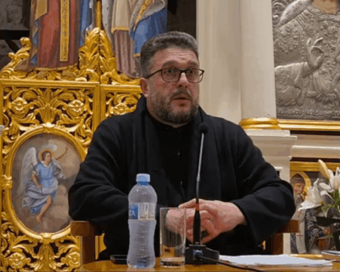 Протојереј ставрофор Дражен Тупањанин