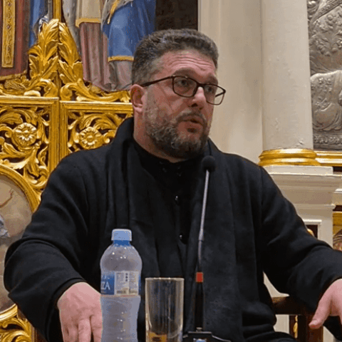 Протојереј ставрофор Дражен Тупањанин
