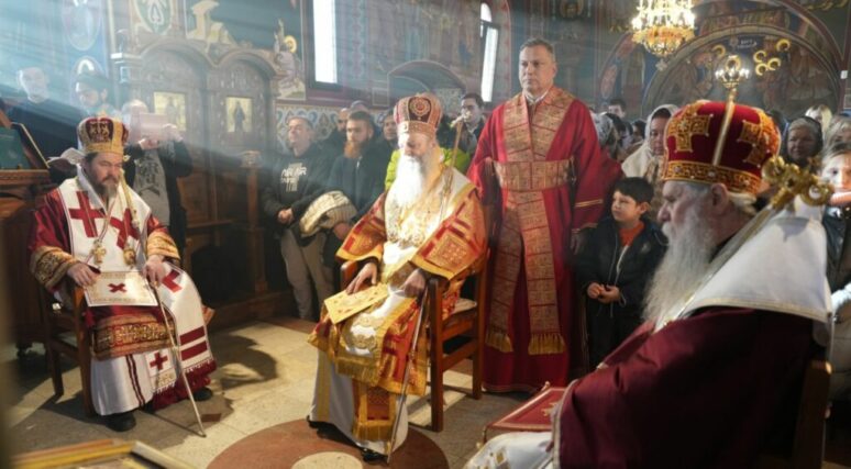 Круна стварања света и човека јесте Господ Исус Христос Круна стварања света и човека јесте Господ Исус Христос