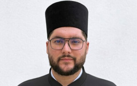 Отац Јовица Вукасовић