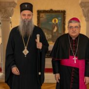 Patrijarh Porfirije razgovarao sa apostolskim nuncijem Luiđijem Bjankom