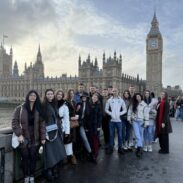 Фолклорни ансамбл „Захумље“ у Лондону