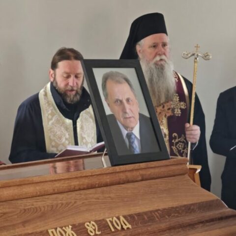 У Крњој Јели сахрањен академик Миро Вуксановић