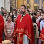 Цвијети у барском Саборном храму