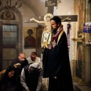 Јутрење Великог петка са читањем 12 Страсних јеванђеља у Цетињском манастиру