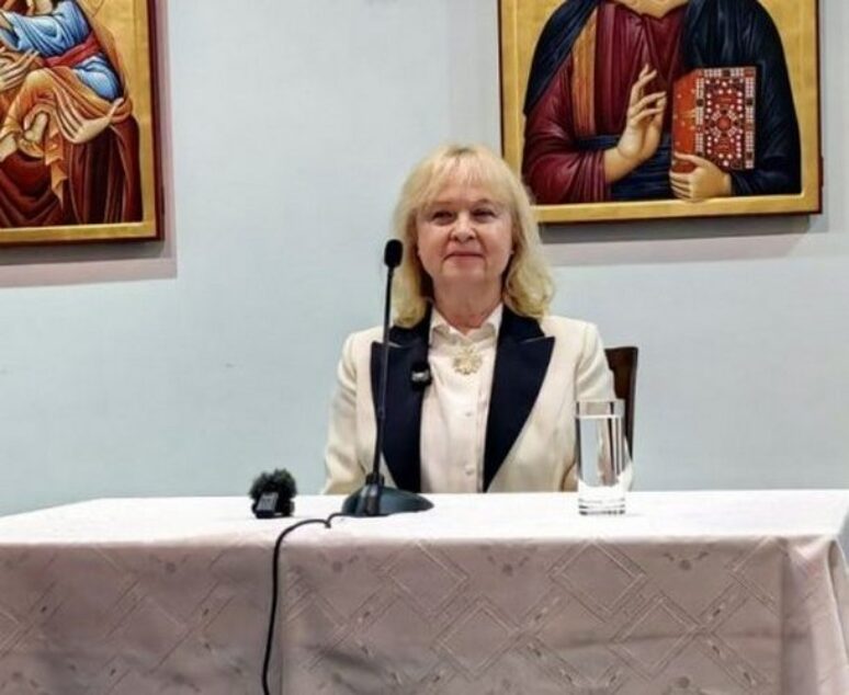 Катедра – проф. др Светлана Вујовић: Од православља, преко Немањића до бескраја проф. др Светлане Вујовић