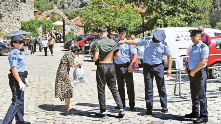 Живојин Ракочевић: Неслобода другачије говори Неслобода другачије говори