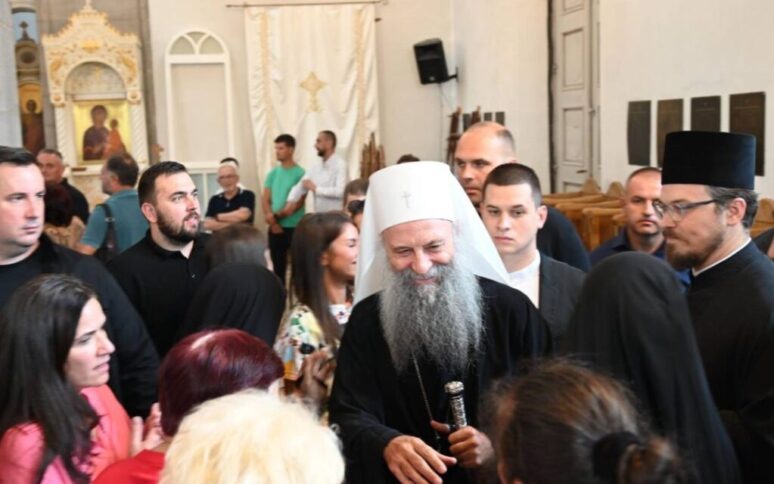 Patrijarh Porfirije u Nikšiću: Dolazim kao jedan od vas da se zajedno molimo Bogu za mir, jedinstvo, slogu i međusobno razumevanje Patrijarh Porfitije 1080x675