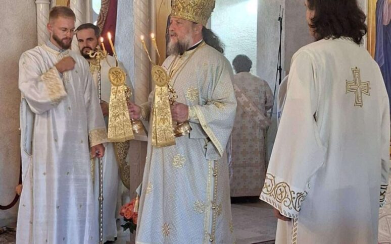 Умировљени Епископ макаровски Гедеон богослужио у Храму Св. Саве у Тивту Умировљени Епископ макаровски Гедон богослужио у Храму Св. Саве у Тивту