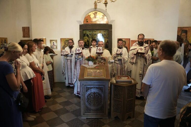 Недјеља једанаеста по Духовима у цркви под Горицом Недјеља једанаеста по Духовима у цркви под Горицом