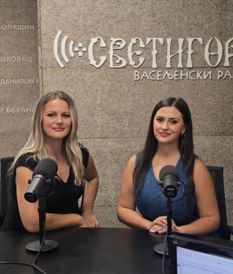 Тема јутра: Пјесма кроз вријеме Нина Стругар 2