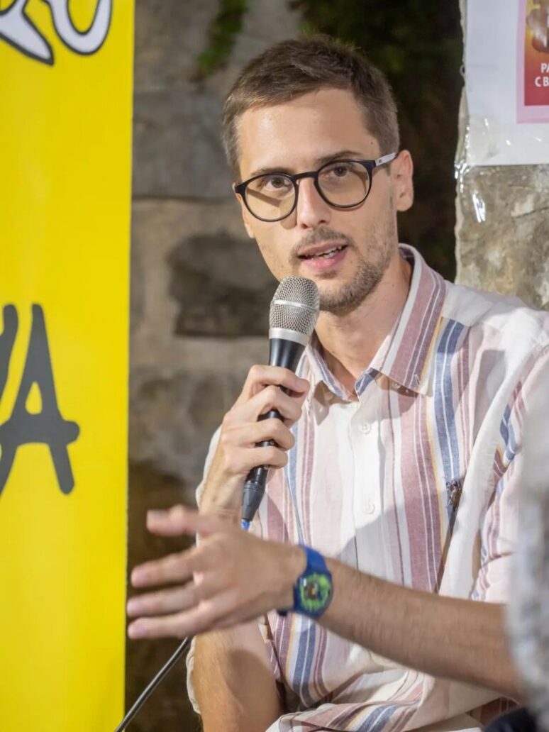 Ожиљци и опомене: Владимир Вујовић, писац Владимир Вујовић, писац