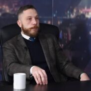 Др Душан Достанић, политиколог