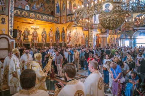 Митрополит Аристарх и епископ Пајсије богослужили у Саборном храму Христовог Васкрсења Митрополит Аристарх и епископ Пајсије богослужили у Саборном храму Христовог Васкрсења
