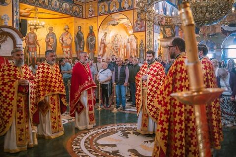 Протојереј-ставрофор Игор Балабан: Са повјерењем у Господа носимо свој крст Насловна Храм
