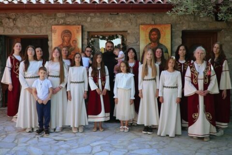 Пјевачка група „Дарови Светог Јована Владимира“ издала спот за пјесму „Светородна лоза“ Пјевачка група „Дарови Светог Јована Владимира“